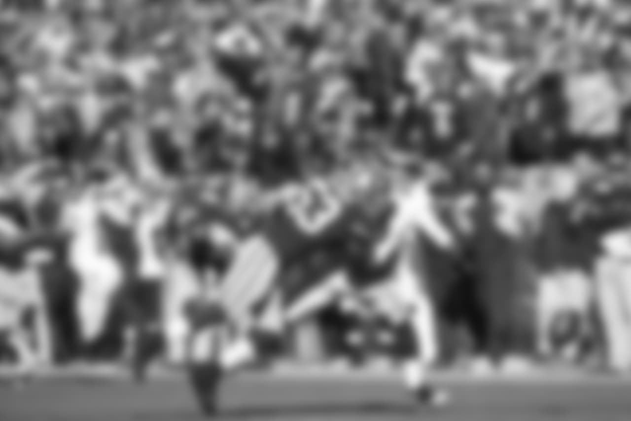2013 -- 49ers linebacker NaVorro Bowman.