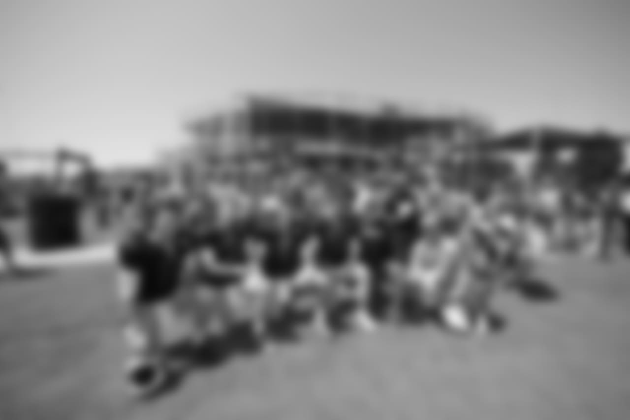 QB Jack Heneghan, QB C.J. Beathard, QB Nick Mullens and QB Jimmy Garoppolo
Day 12: Military Hosted by Quarterbacks
