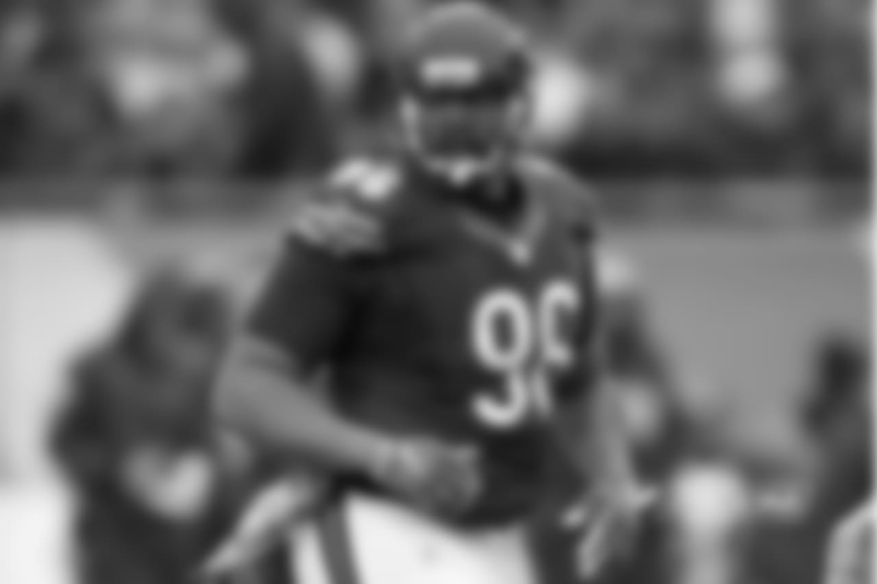 DL Akiem Hicks