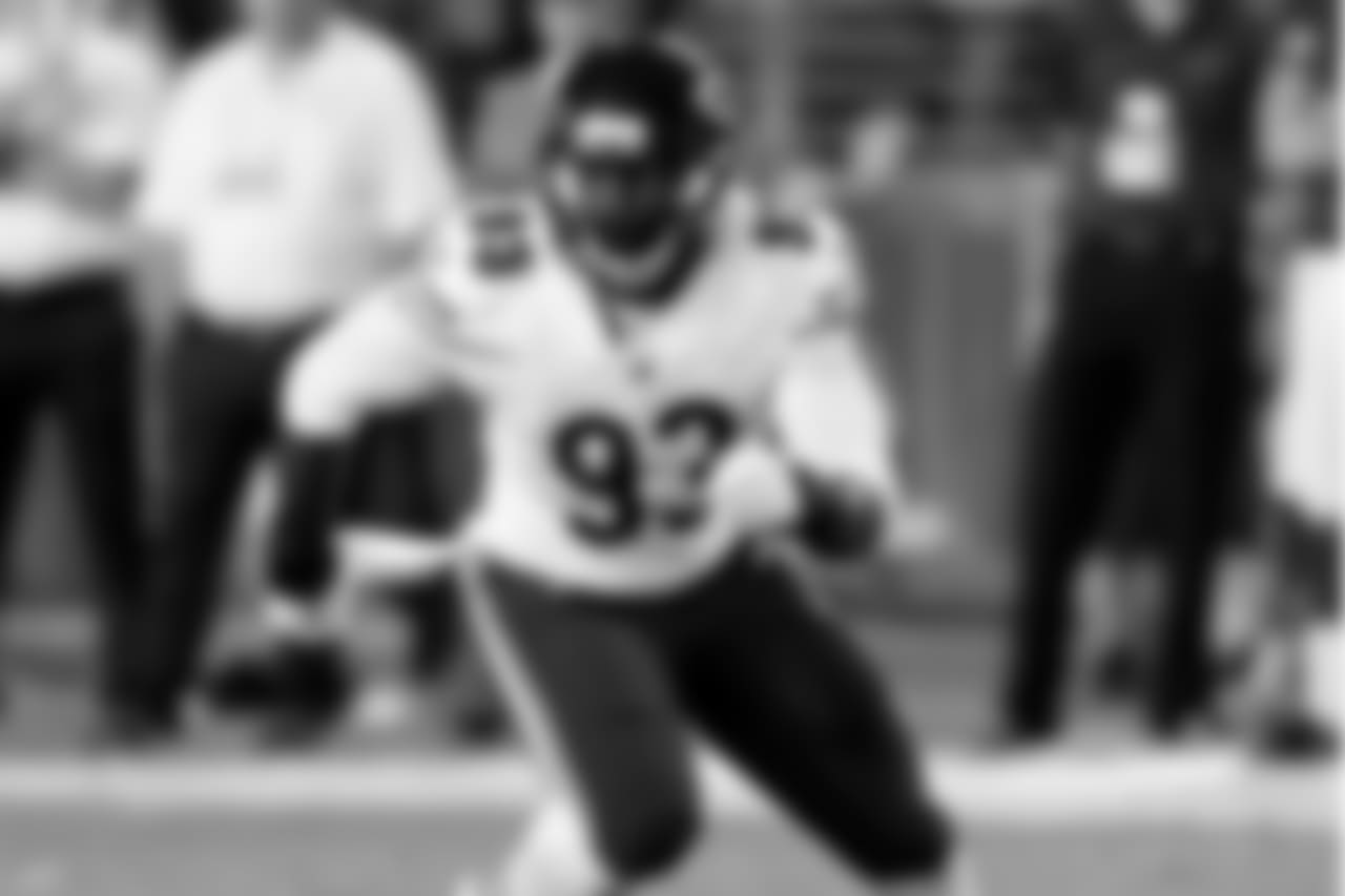 LB Sam Acho