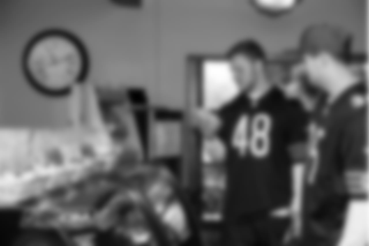 LB Andrwe Trumbetti, RB Ryan Nall