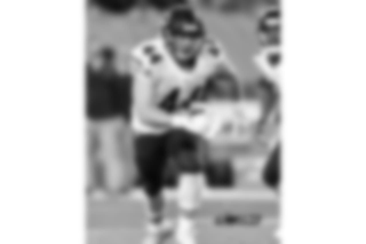 LB Nick Kwiatkoski