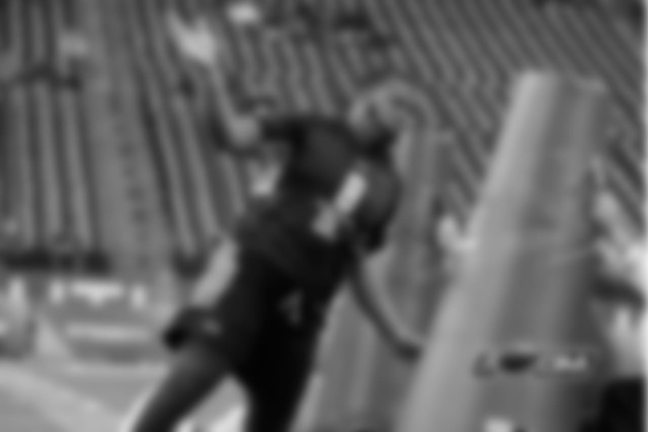 DL Jonathan Bullard