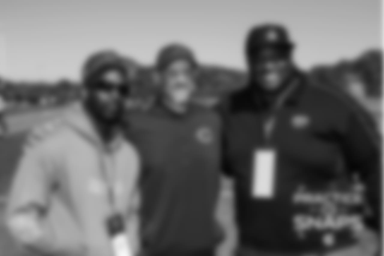 Chicago Bears players and coaches on the field for Mini Camp at Halas Hall, Tuesday, June 5, 2018, in Lake Forest, Illinois.