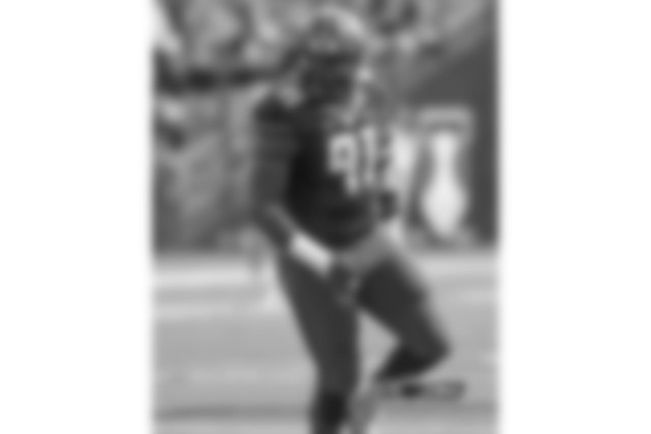 91 Dawuane Smoot, DE, 6-3, 255 lbs, Illinois, Big Ten