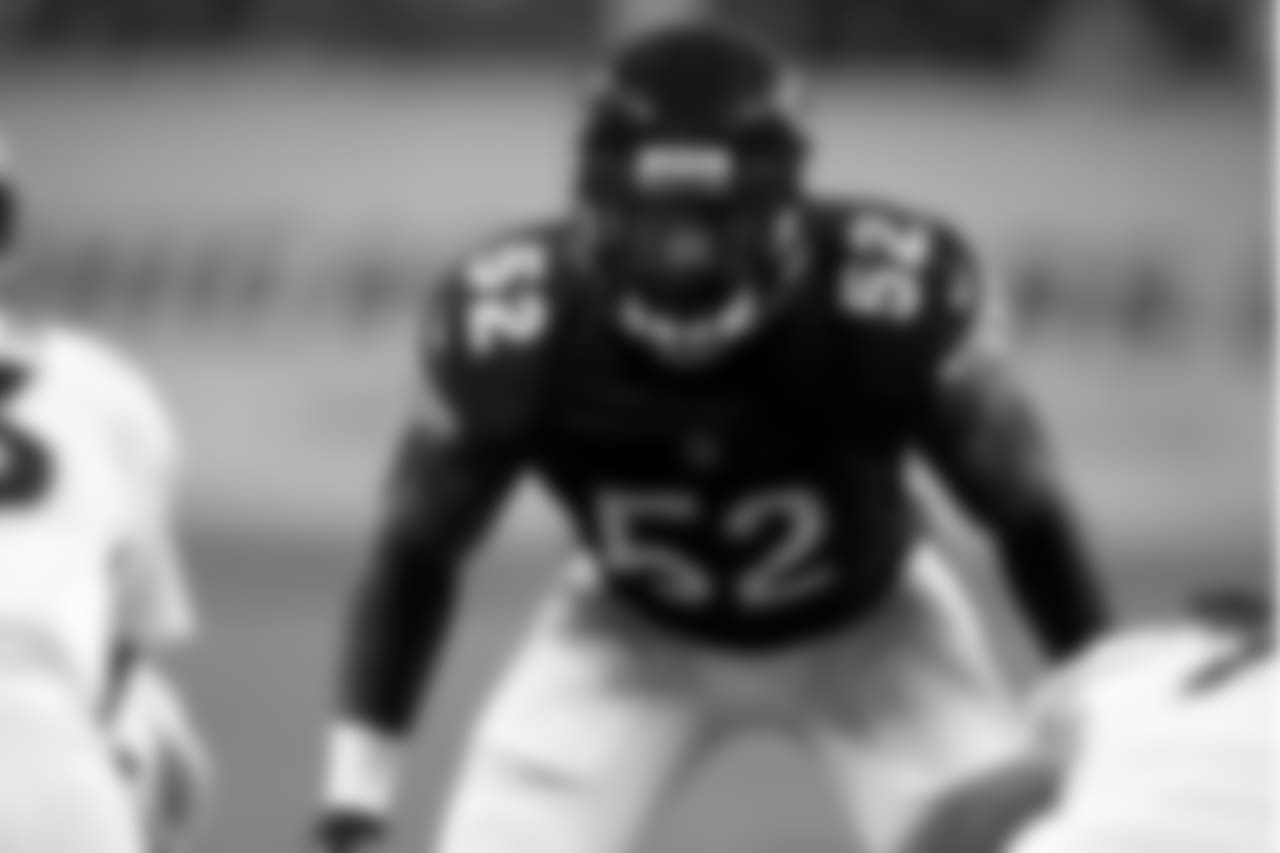 LB Christian Jones