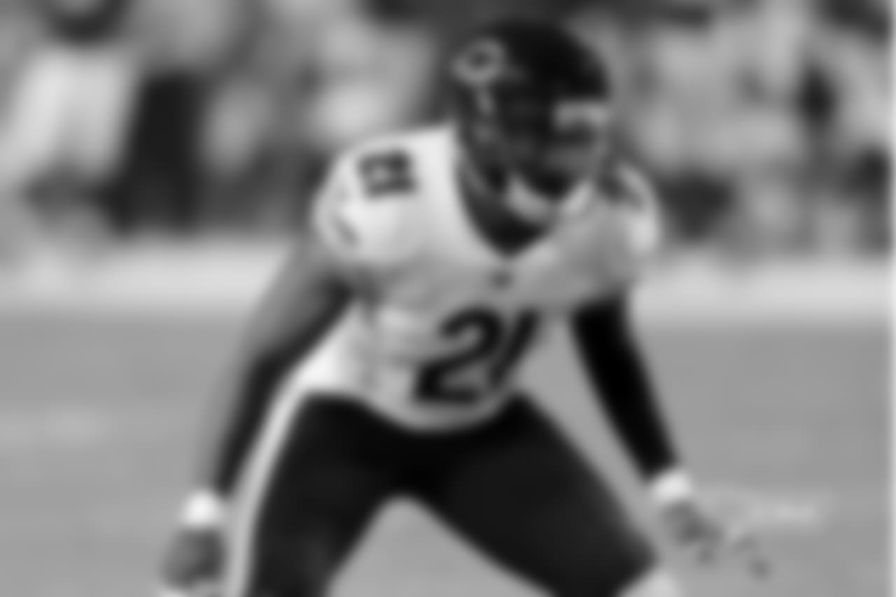 DB Quintin Demps