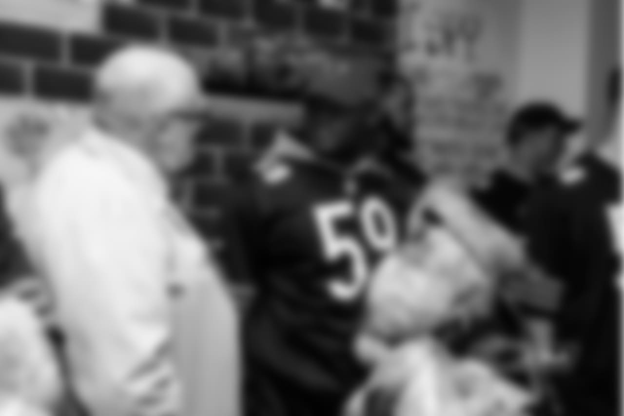 OLB Danny Trevathan