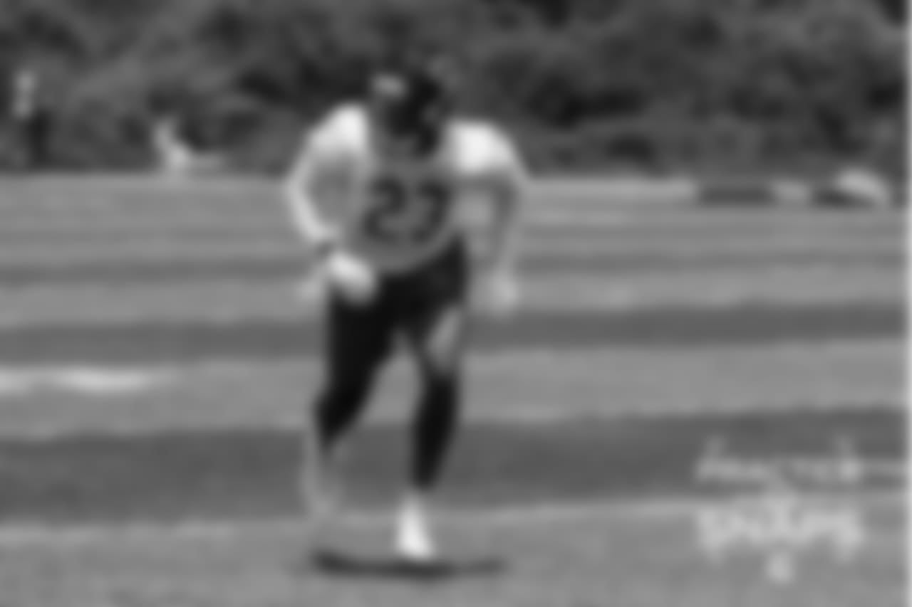 Chicago Bears players and coaches on the field for Mini Camp at Halas Hall, Tuesday, June 5, 2018, in Lake Forest, Illinois.