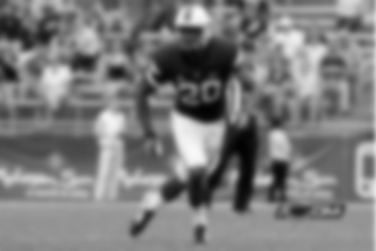 20 Obi Melifonwu, S, 6-3, 217 lbs, Connecticut, AAC