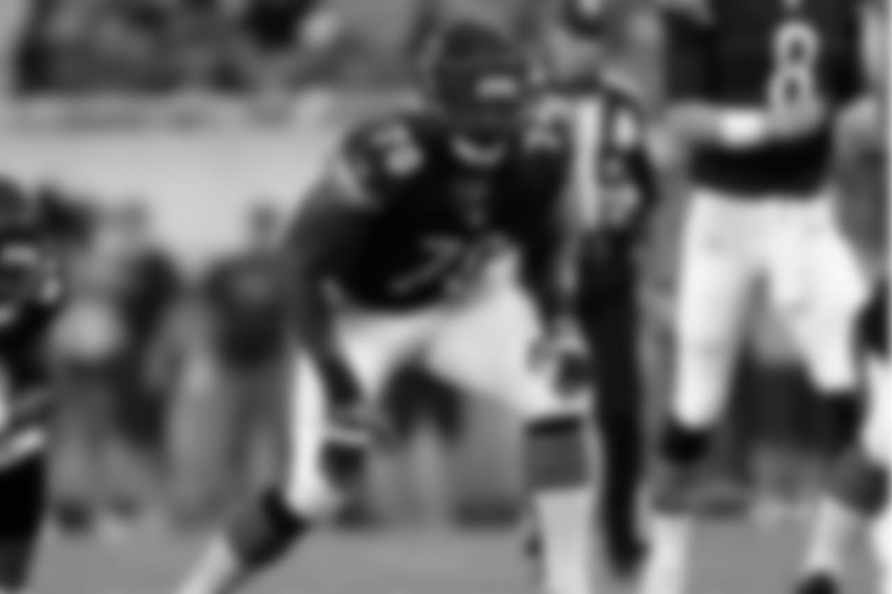OL Bobby Massie