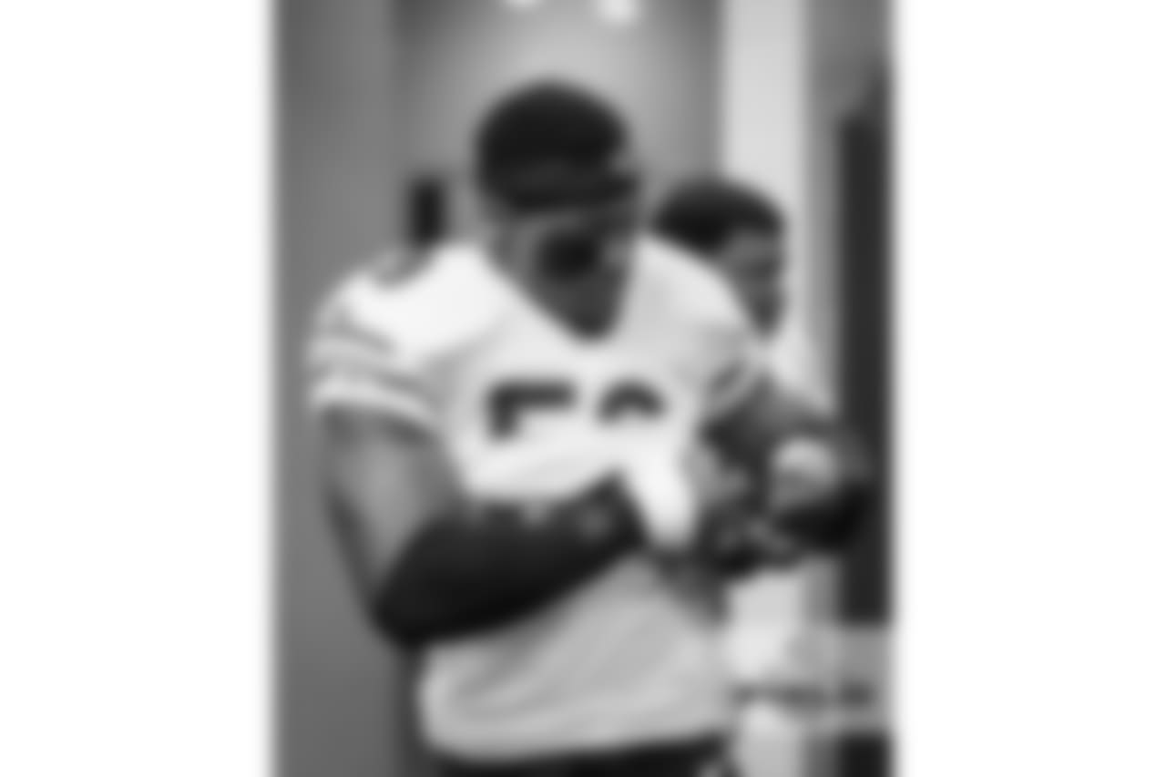 LB Christian Jones