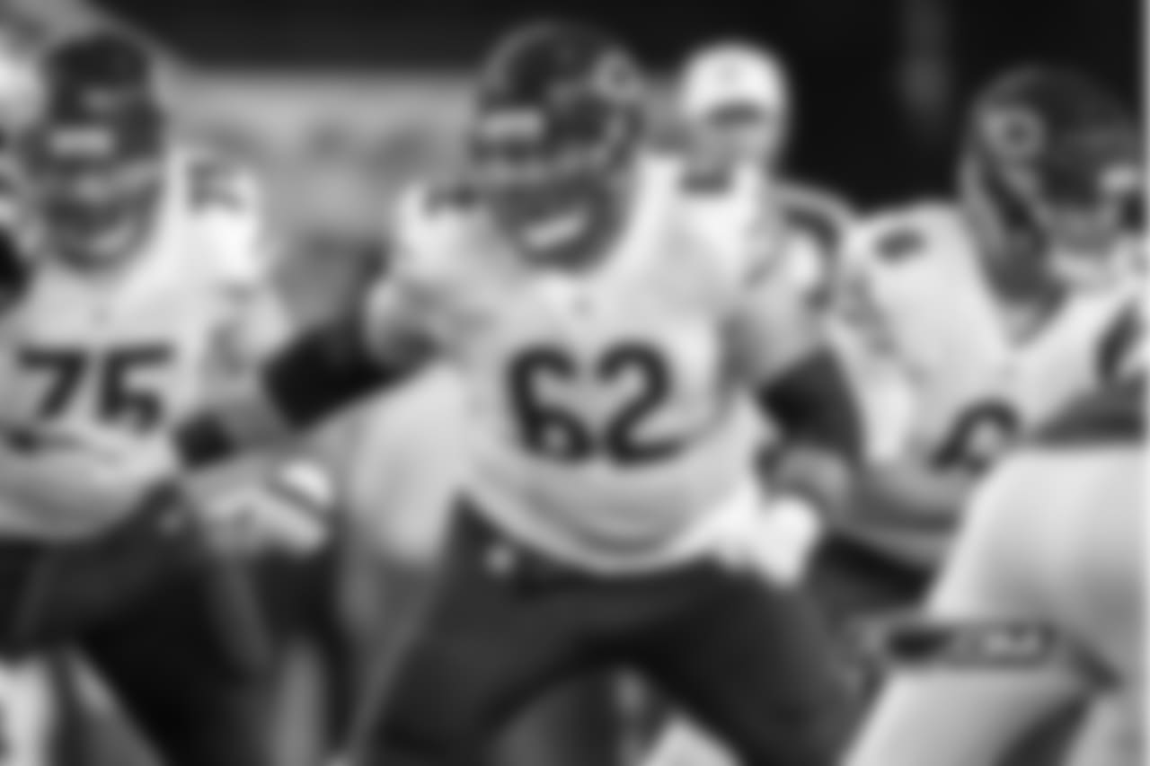 OL Ted Larsen