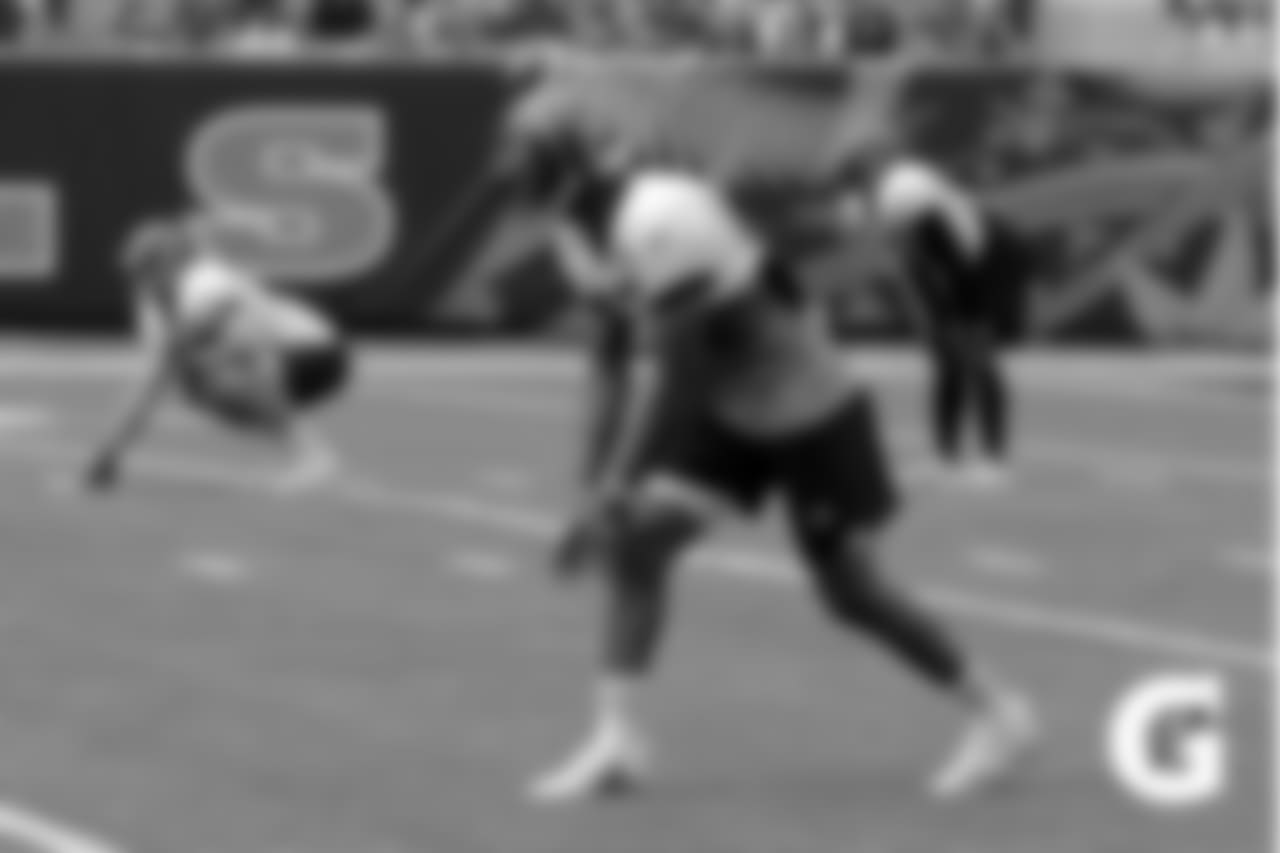 Gatorade-180804-Training_Camp_Family_Dey-BoydT (2)