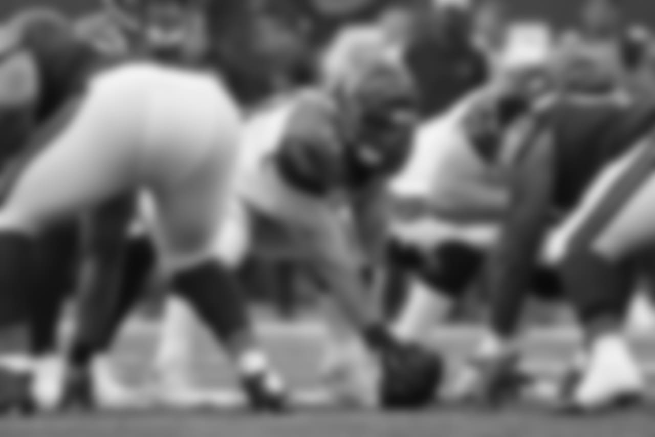 Cincinnati Bengals center Billy Price (53) prepares to snap the ball in the first half of an NFL preseason football game against the Chicago Bears, Thursday, Aug. 9, 2018, in Cincinnati. (AP Photo/Frank Victores)