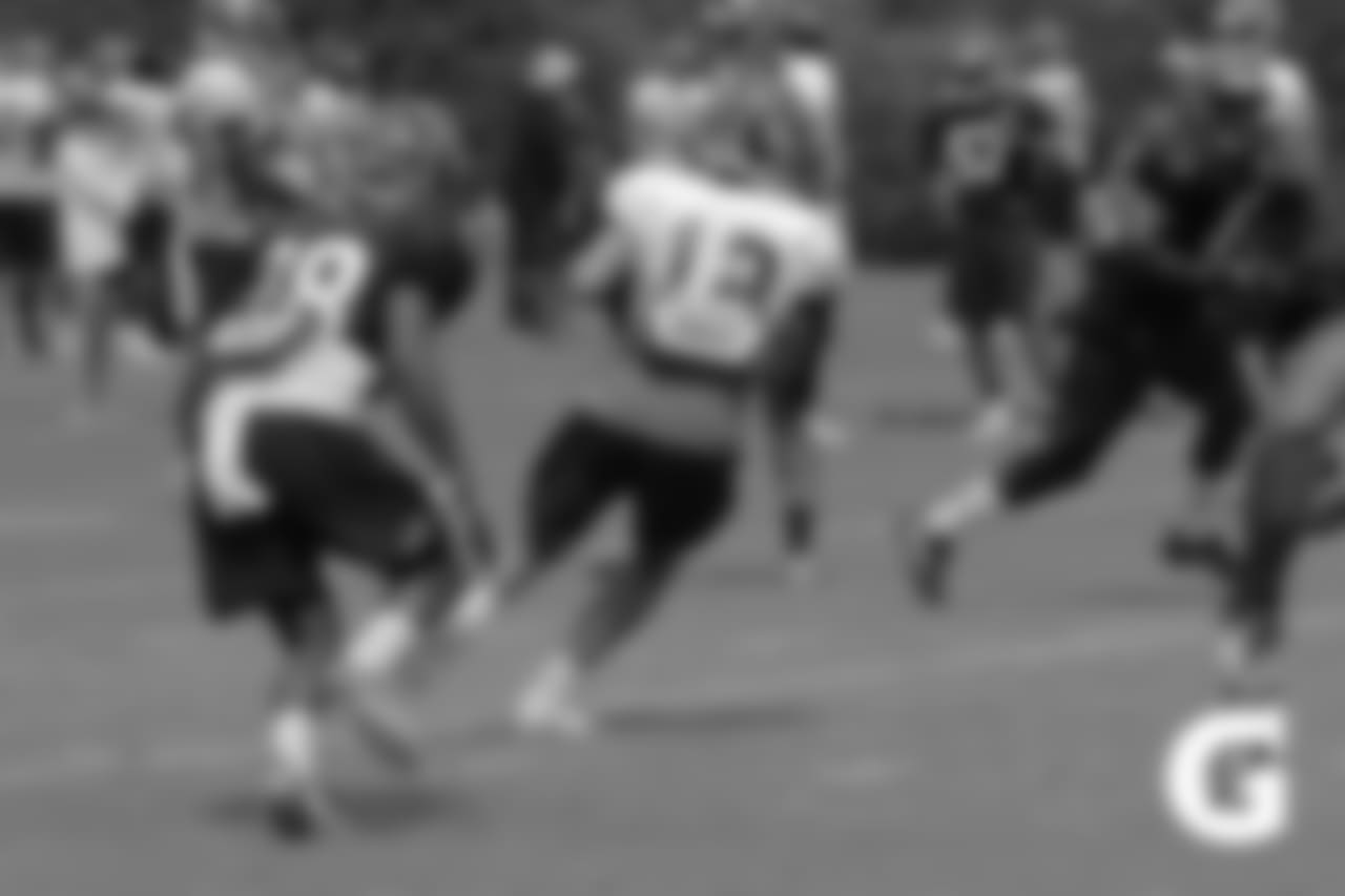 GATORADE-180807-Training_Camp_Practice-Erickson_Run_Phillips_Action