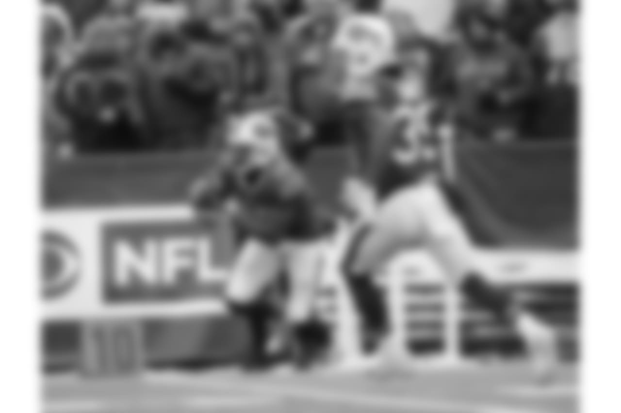 Brandon Tate #15, WR