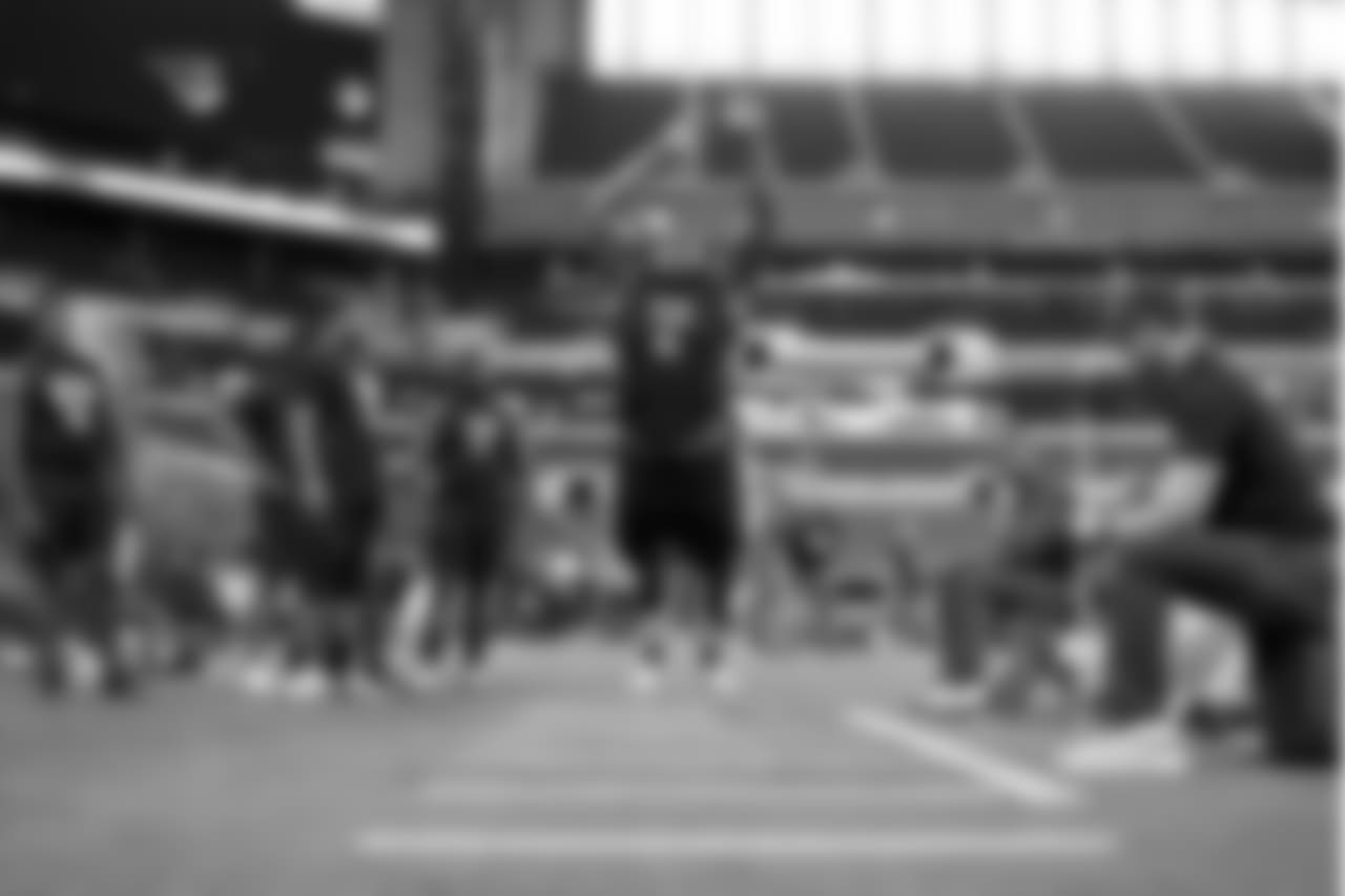 Measured at 6-2, 311 pounds. Had an arm length of 33 inches and a hand span of 9 3/8 inches. Ran a 4.95 40-yard dash, recorded a 28.5-inch vertical leap and 27 reps on the bench press.