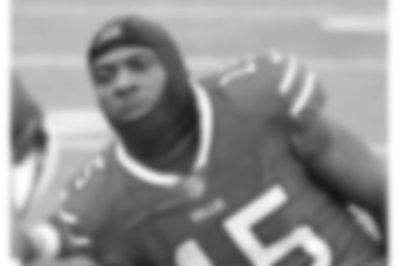Brandon Tate #15, WR