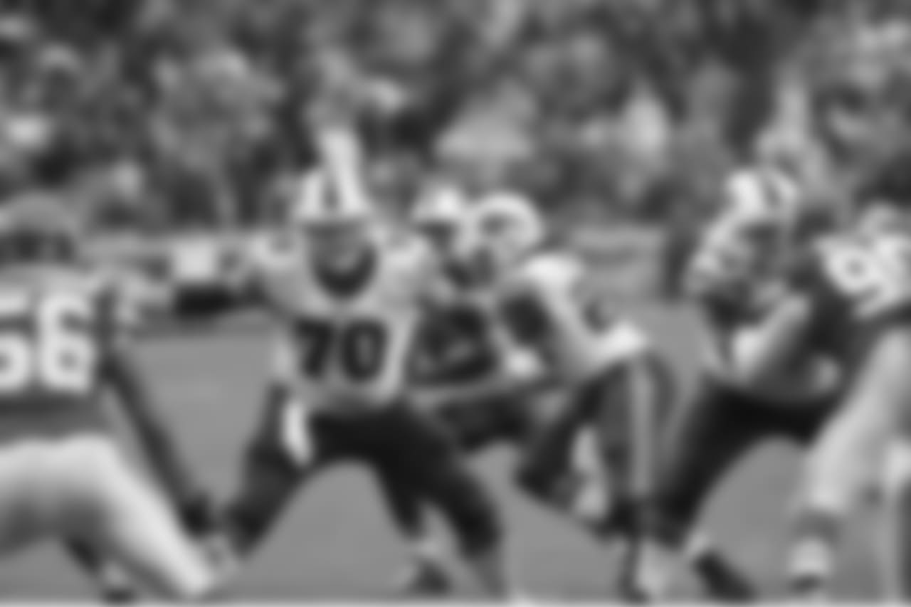 Center Eric Wood (No. 70) - 2015