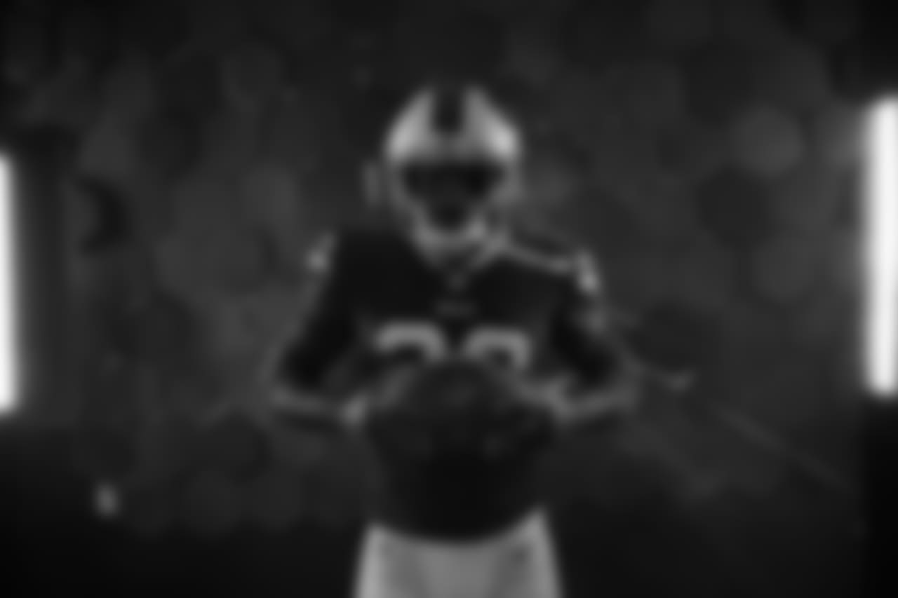 CB Vontae Davis (22)