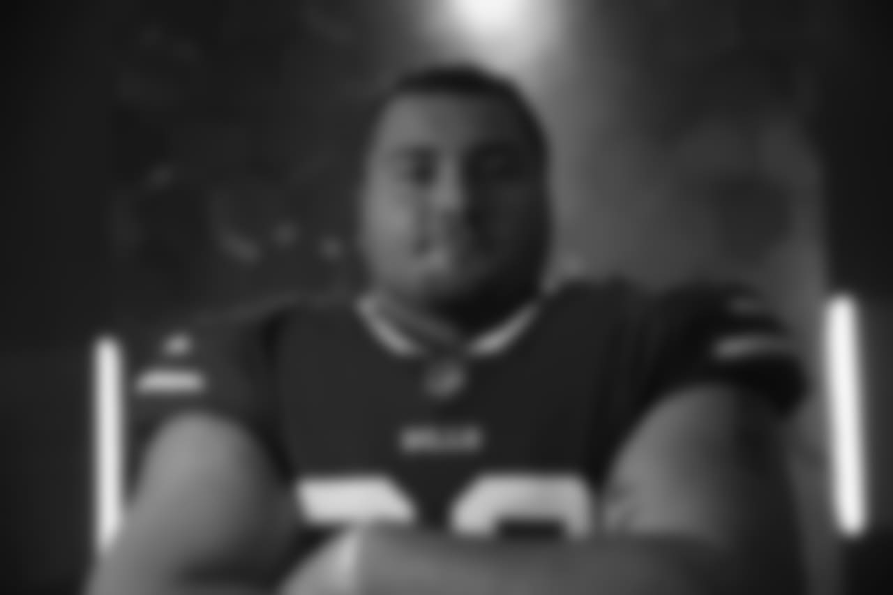 DT Harrison Phillips (99)