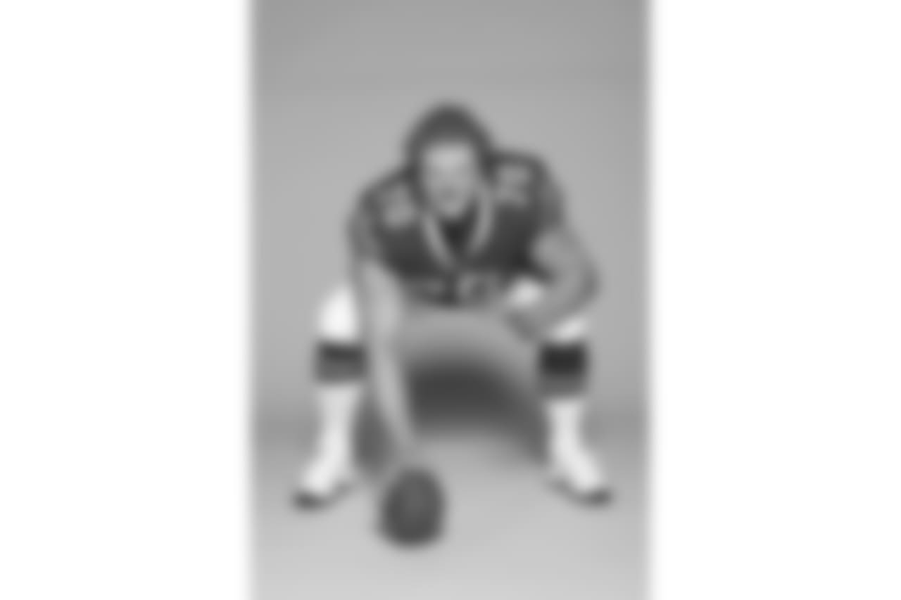 Center Eric Wood (No. 70) - 2017