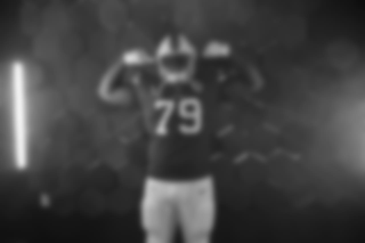 T Jordan Mills (79)