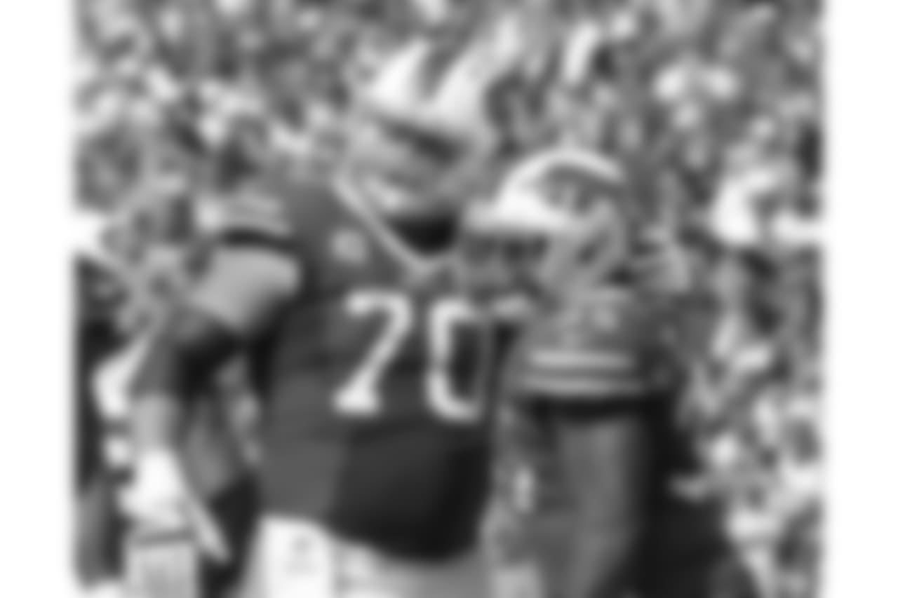 Center Eric Wood (No. 70) - 2017