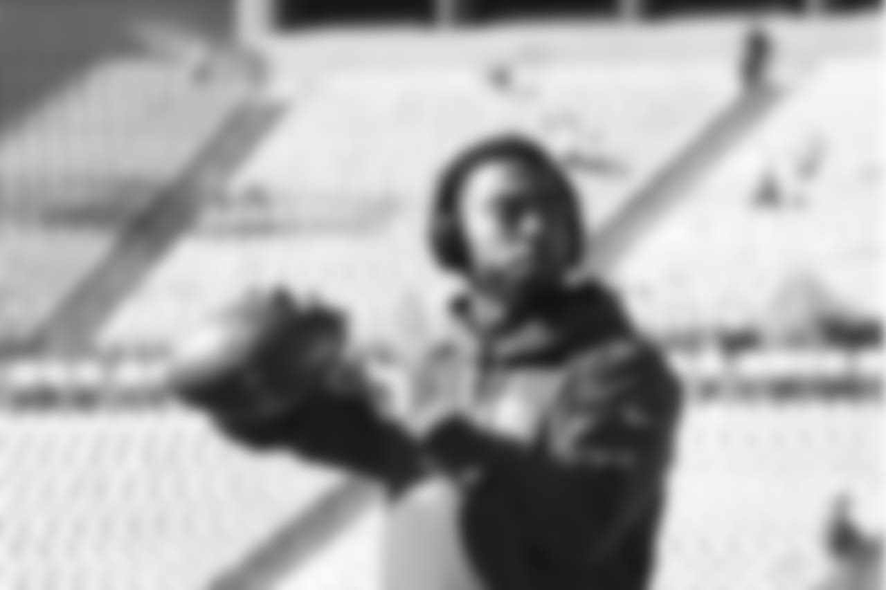 Tyrod Taylor #5, QB