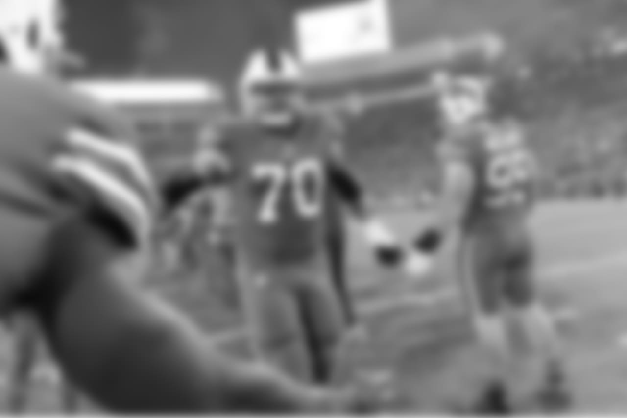 Center Eric Wood (No. 70) - 2016