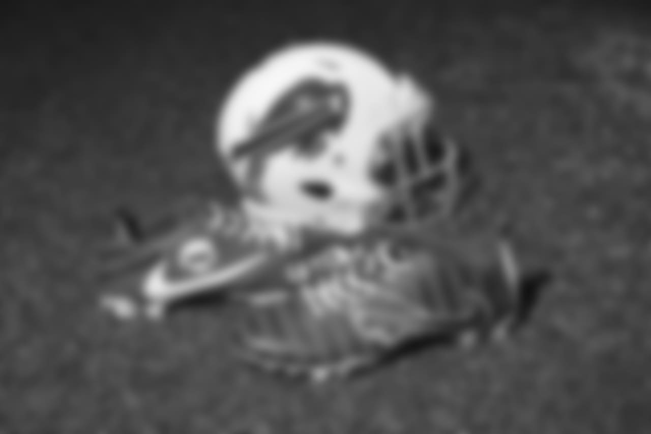 LB Preston Brown (52)- Childhood Cancer - Brian Moorman’s P.U.N.T. Foundation