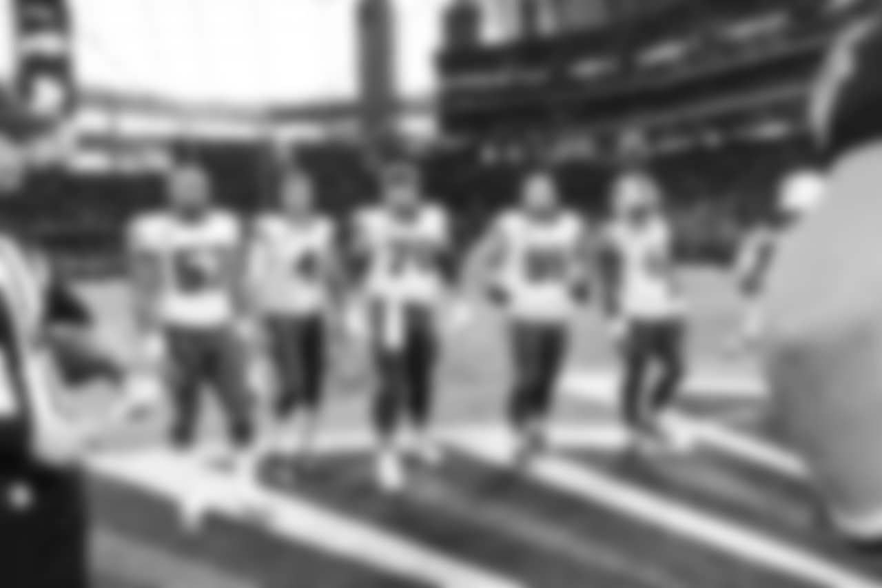 Center Eric Wood (No. 70) - 2017