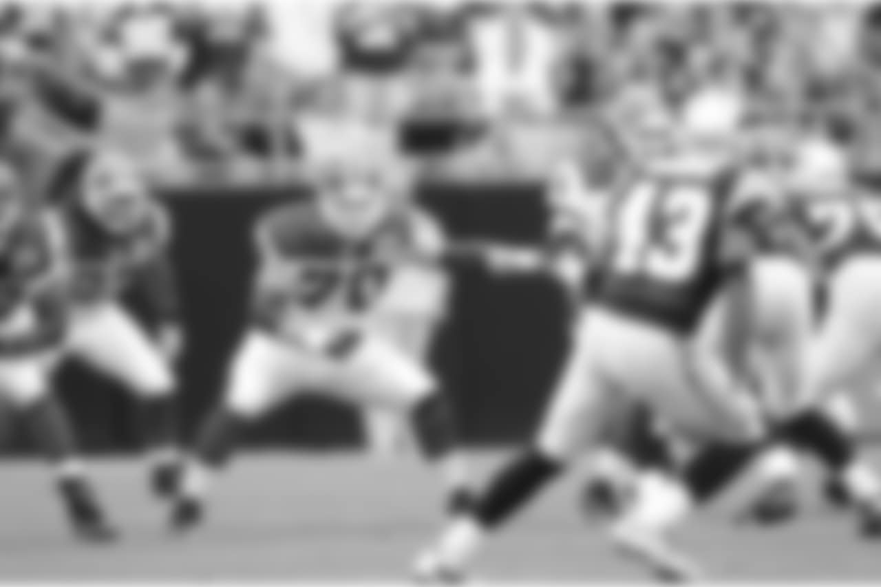 Center Eric Wood (No. 70) - 2009