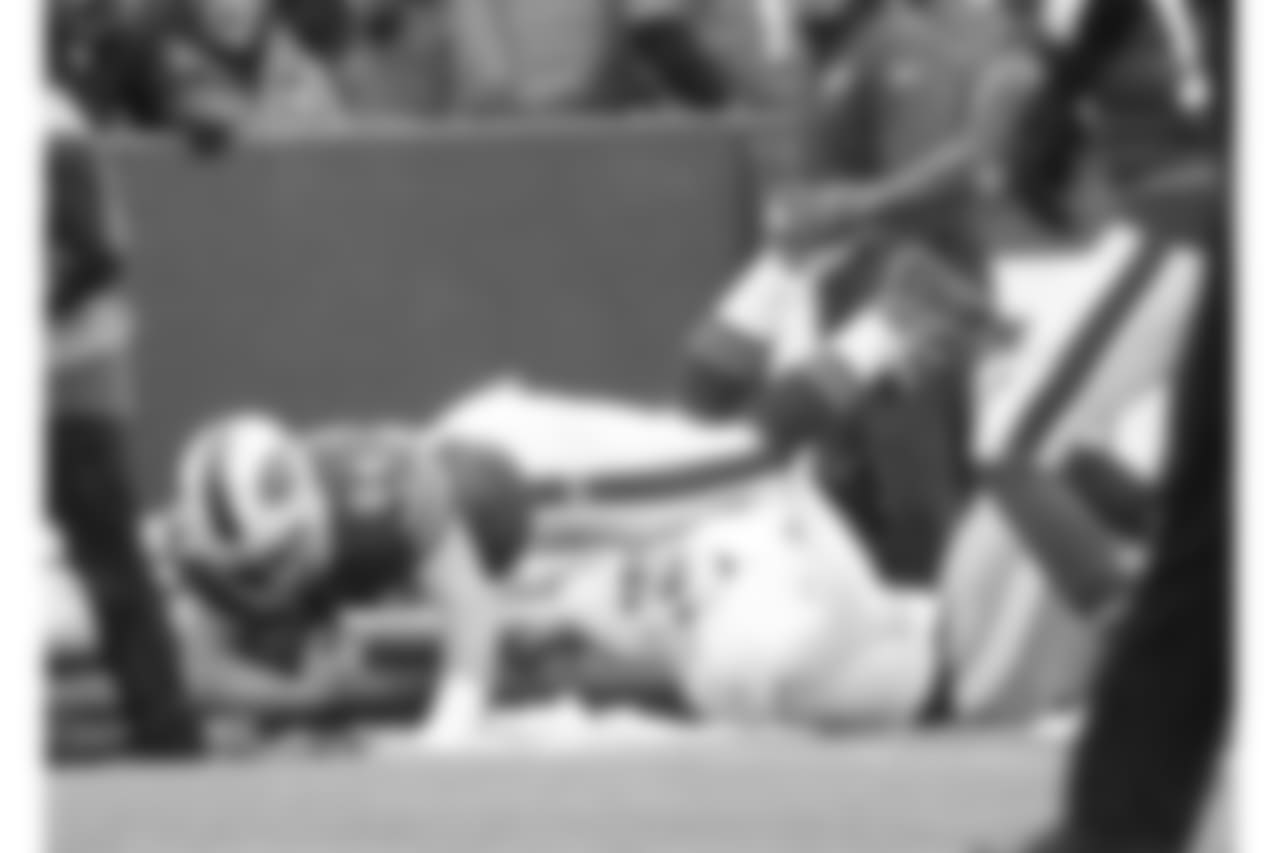 Nick O'Leary #84, TE