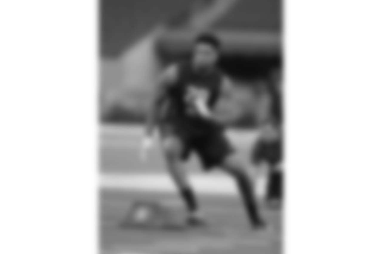 Measured at 6-6, 264 pounds. Had an arm length of 33 5/8 inches and a hand span of 9 1/8 inches. Ran a 4.50 40-yard dash, recorded a 33.5-inch vertical leap and 22 reps on the bench press.