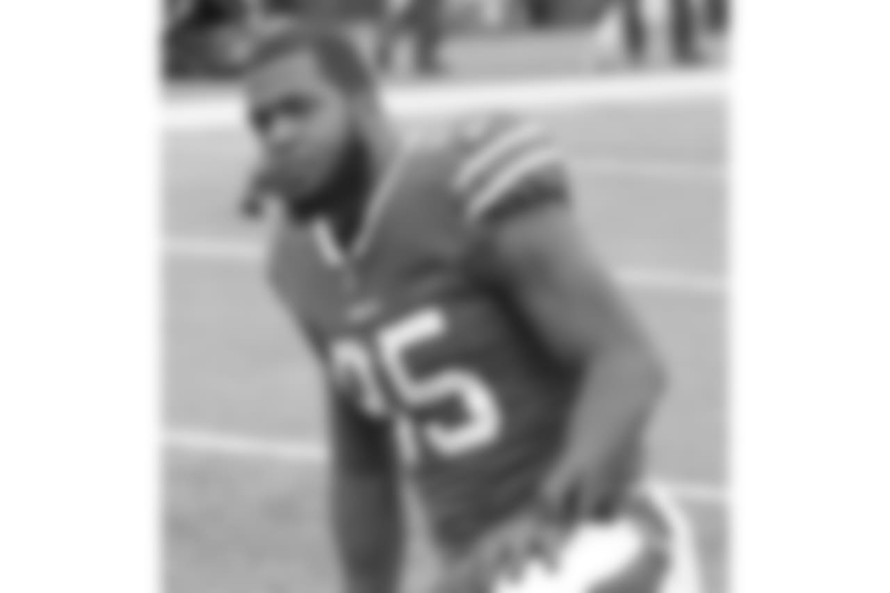 Charles Clay #85, TE