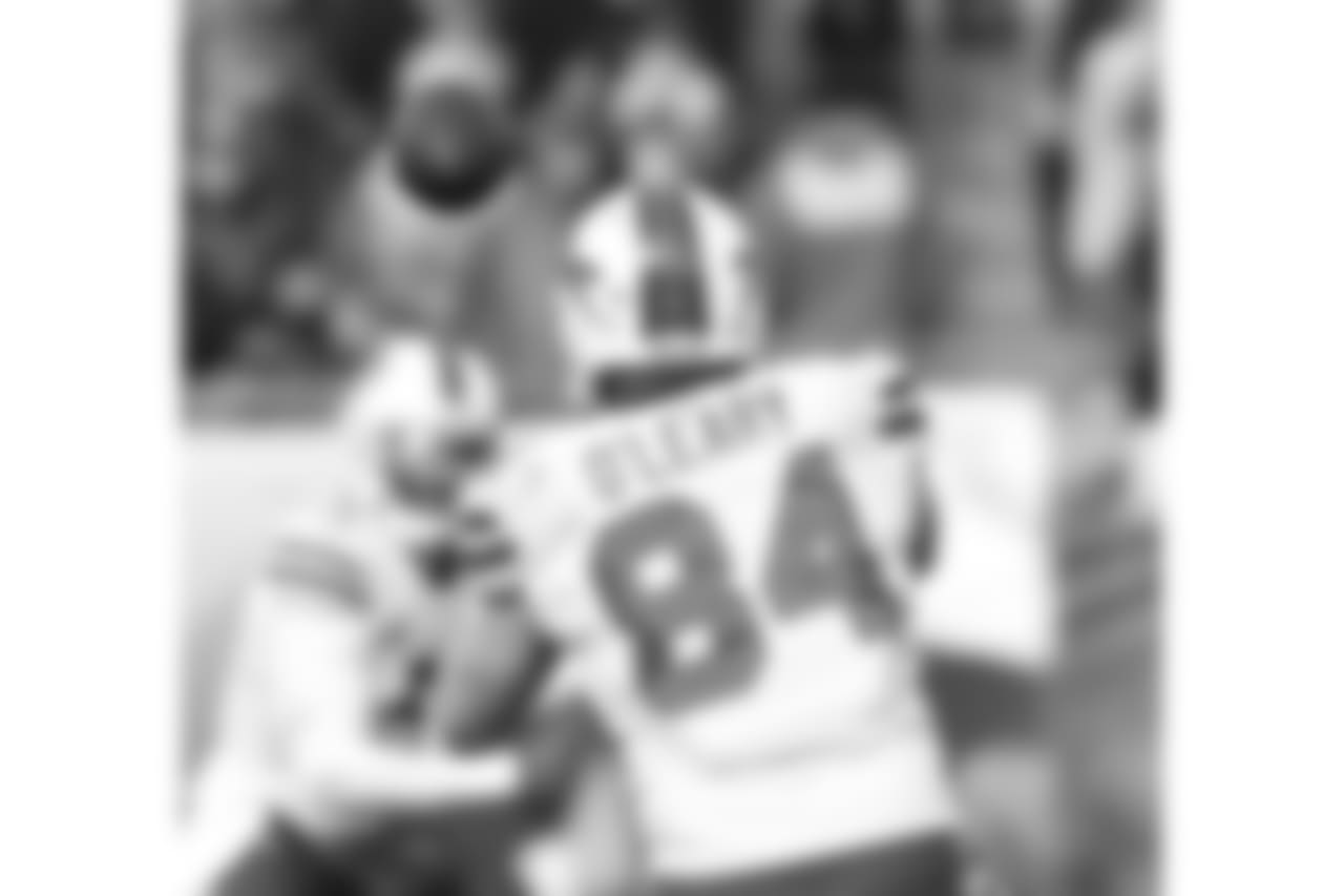 Nick O'Leary #84, TE