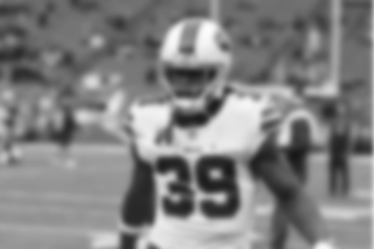 RB Travaris Cadet (No. 39)