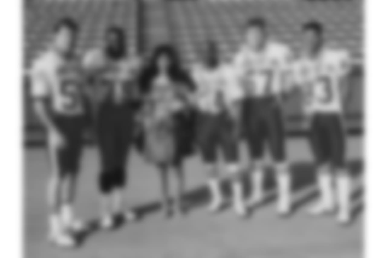LB Shane Conlan, DE Bruce Smith, RB Thurman Thomas, C Kent Hull, WR Andre Reed