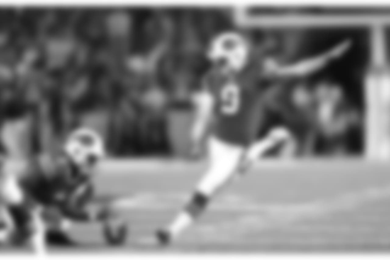 Buffalo Bills kicker Tyler Davis (9) - Buffalo Bills vs Carolina Panthers at New Era Field.
Photo by Craig Melvin
August 9, 2018