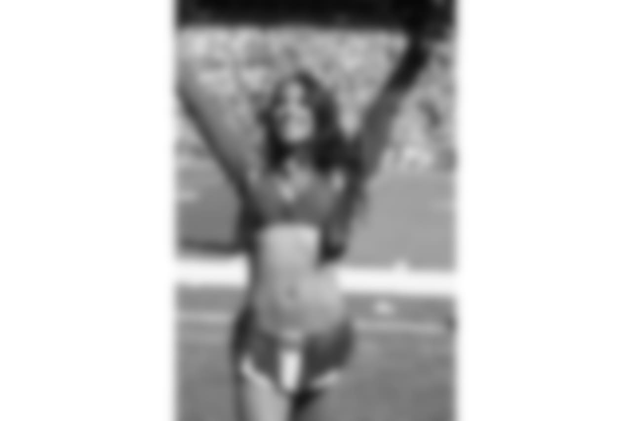 Katherine C., 140914, DBC, Cheerleaders, Denver Broncos, KC, 2014