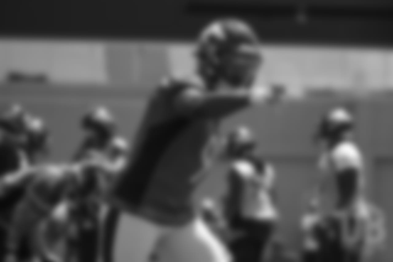 wide receiver John Diarse (9) ensures he's lined up correctly with help from a nearby referee during practice at the eighth day of OTAs on June 5, 2018.
