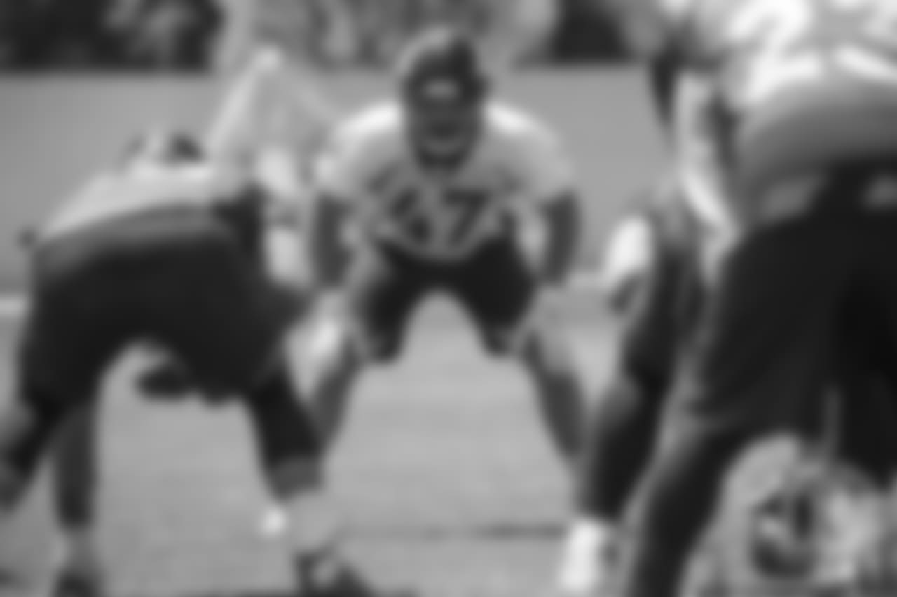inside linebacker Josey Jewell (47) during practice at the eighth day of OTAs on June 5, 2018.