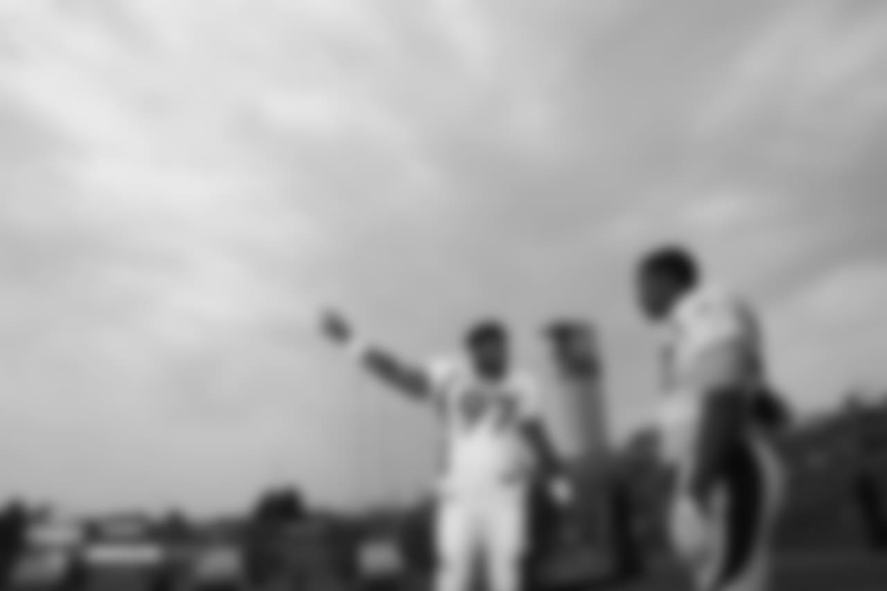 aGCX_8198