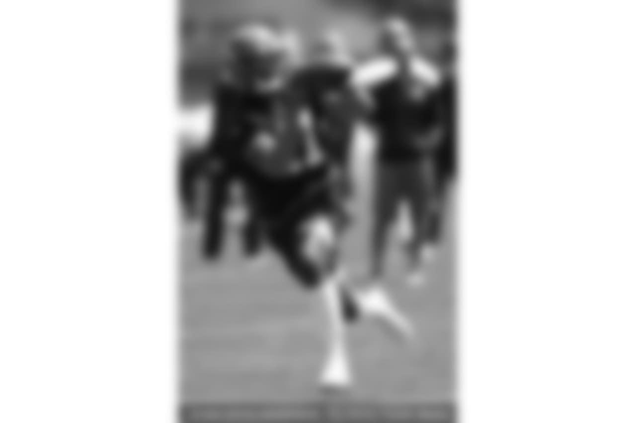 Cleveland Browns wide receiver Antonio Callaway catches a pass during a practice at the NFL football team's training camp facility, Wednesday, May 23, 2018, in Berea, Ohio. (AP Photo/Tony Dejak)