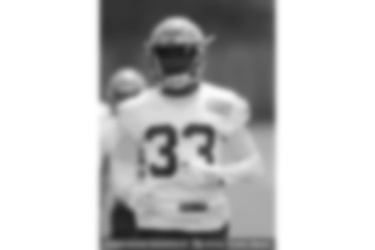 Cleveland Browns defensive back Simeon Thomas runs drills during practice at the NFL football team's training camp facility, Wednesday, June 13, 2018, in Berea, Ohio. (AP Photo/Tony Dejak)