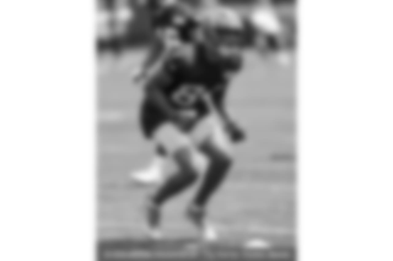 Cleveland Browns wide receiver Derrick Willies runs drills during practice at the NFL football team's training camp facility, Wednesday, June 13, 2018, in Berea, Ohio. (AP Photo/Tony Dejak)