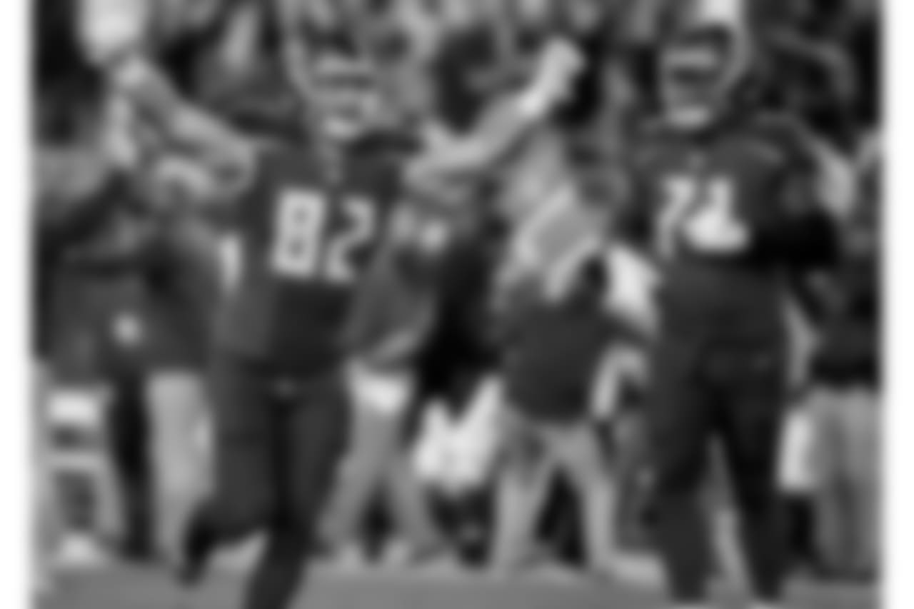 TE Antony Auclair and DE Channing Ward