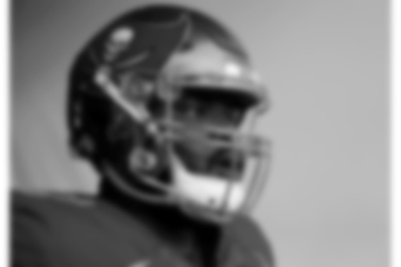 OT Caleb Benenoch